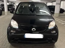 Schwarz Gebraucht 2017 Smart ForTwo Cabrio Cabrio | 9.500 € (Fairer Preis)