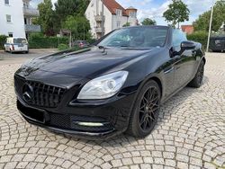 Schwarz Gebraucht 2011 Mercedes SLK200 Cabrio | 11.500 €