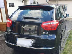 Schwarz Gebraucht 2010 Citroën C4 Picasso Exclusive Van / Kleinbus | 4.600 € (Fairer Preis)