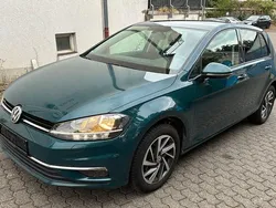 Grün Gebraucht 2017 VW Golf VII Edition Limousine | 8.899 € (Guter Preis)