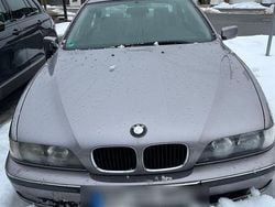 Silber Gebraucht 2000 BMW 520 Limousine | 2.600 € (Fairer Preis)