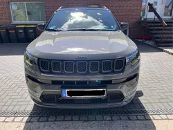 Grau Gebraucht 2022 Jeep Compass SUV | 24.000 € (Guter Preis)