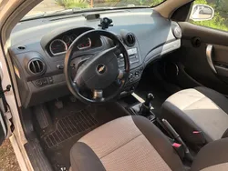 Weiß Gebraucht 2008 Chevrolet Aveo Kleinwagen | 1.900 € (Fairer Preis)