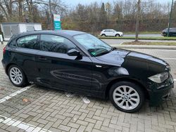 Schwarz Gebraucht 2009 BMW 116 Kleinwagen | 2.900 €