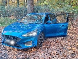 Blau Gebraucht 2020 Ford Focus ST Kombi | 18.000 € (Fairer Preis)