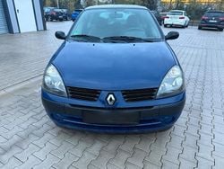 Blau Gebraucht 2003 Renault Clio II Kleinwagen | 800 € (Superpreis)