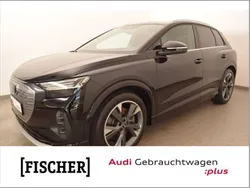 Mythosschwarz metallic (metallic) Gebraucht 2022 Audi e-tron Advanced SUV | 33.440 € (Fairer Preis)