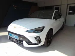 Weiß Neu 2025 Cupra Leon VZ Limousine | 48.390 € (Teuer)