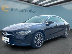 Schwarz Gebraucht 2022 Mercedes CLA200 Limousine | 29.849 € (Fairer Preis)