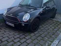 Schwarz Gebraucht 2006 Mini ONE Kleinwagen | 1.550 € (Fairer Preis)