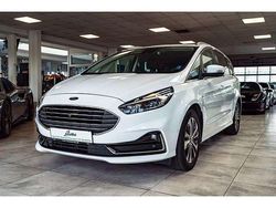Weiß Gebraucht 2021 Ford S-MAX Titanium Van / Kleinbus | 26.490 €