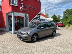 Grau Gebraucht 2016 VW Golf Sportsvan Allstar Van / Kleinbus | 16.690 € (Teuer)