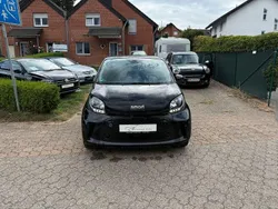 Schwarz Gebraucht 2020 Smart ForFour Electric Drive Limousine | 9.650 € (Fairer Preis)