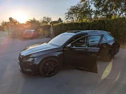 Schwarz Gebraucht 2016 Skoda Superb Sport Kombi | 18.199 € (Fairer Preis)