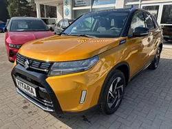 Solaryellow pearl black Neu 2025 Suzuki Vitara Comfort SUV | 28.490 € (Etwas zu teuer)