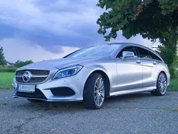 Silber Gebraucht 2015 Mercedes CLS400 Shooting Brake Kombi | 35.000 €
