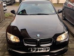 Schwarz Gebraucht 2011 BMW 318 Cabriolet Cabrio | 11.990 € (Guter Preis)
