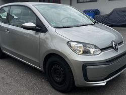 Grau Gebraucht 2018 VW up! move up! Kleinwagen | 2.999 € (Fairer Preis)