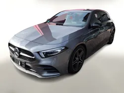 Grau Gebraucht 2019 Mercedes A200 AMG line Limousine | 27.088 € (Fairer Preis)