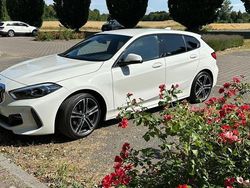 Grau Gebraucht 2020 BMW 118 M Sport Kleinwagen | 21.200 € (Fairer Preis)