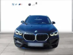 Schwarz metallic Gebraucht 2020 BMW X1 Advantage SUV | 25.110 €