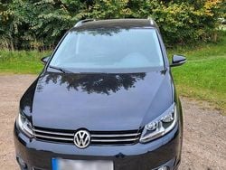 Schwarz Gebraucht 2015 VW Touran Cup Van / Kleinbus | 6.950 € (Guter Preis)