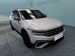 Weiß Gebraucht 2022 VW Tiguan Life SUV | 29.130 € (Teuer)