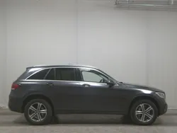 Grau Gebraucht 2021 Mercedes GLC300e SUV | 32.480 € (Superpreis)