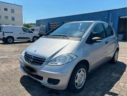 Silber Gebraucht 2004 Mercedes A150 Kleinwagen | 2.590 € (Fairer Preis)