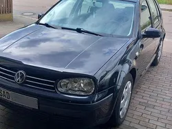 Schwarz Gebraucht 2001 VW Golf IV Edition Limousine | 2.100 € (Fairer Preis)