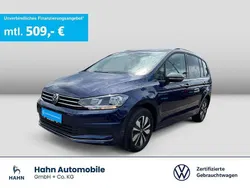 Atlantik blue metallic Gebraucht 2024 VW Touran Comfortline Van / Kleinbus | 33.430 € (Fairer Preis)