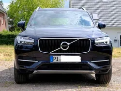 Blau Gebraucht 2016 Volvo XC90 Momentum SUV | 32.500 € (Teuer)