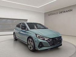 Mangrove green / mic Neu 2025 Hyundai i20 N Line Limousine | 28.590 € (Teuer)