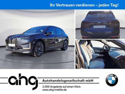 Grau Gebraucht 2022 BMW iX SUV | 48.930 € (Fairer Preis)