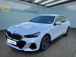 Schwarz Gebraucht 2024 BMW 520 M Sport Limousine | 52.249 € (Fairer Preis)