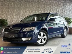 Blau Gebraucht 2013 Skoda Octavia Elegance Kombi | 6.490 € (Guter Preis)