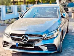 Grau Gebraucht 2021 Mercedes C180 AMG Limousine | 29.990 € (Guter Preis)