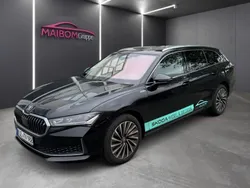 Onyx black metallic Gebraucht 2024 Skoda Superb LAURIN & KLEMENT Kombi | 46.900 €