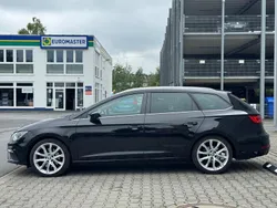 Schwarz Gebraucht 2017 Seat Leon ST FR Kombi | 12.790 € (Guter Preis)