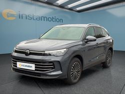 Grau Gebraucht 2024 VW Tiguan SUV | 43.399 € (Guter Preis)