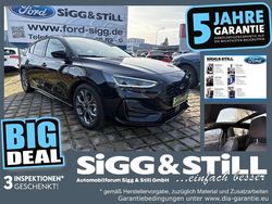 Obsidianschwarz metallic Gebraucht 2024 Ford Focus ST-Line X Limousine | 23.450 € (Superpreis)