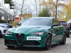 Grün Neu 2025 Alfa Romeo Giulia Quadrifoglio Limousine | 94.000 € (Fairer Preis)
