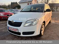 Weiß Gebraucht 2009 Skoda Fabia Classic Kleinwagen | 2.350 € (Fairer Preis)