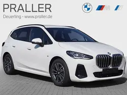 Weiß Gebraucht 2025 BMW 218 Active Tourer M Sport Van / Kleinbus | 40.900 € (Etwas zu teuer)