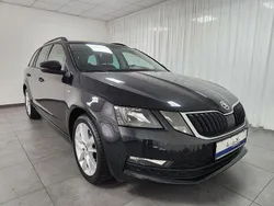 Schwarz Gebraucht 2017 Skoda Octavia Drive Kombi | 17.990 € (Fairer Preis)