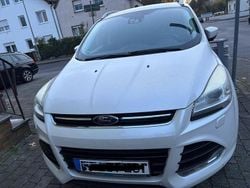 Weiß Gebraucht 2013 Ford Kuga Trend SUV | 9.900 € (Guter Preis)