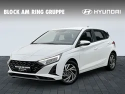 Weiß Neu 2024 Hyundai i20 Trend Limousine | 19.890 € (Superpreis)