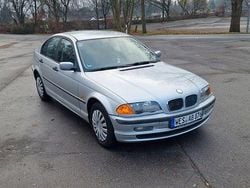 Silber Gebraucht 1999 BMW 318 Limousine | 1.499 € (Guter Preis)