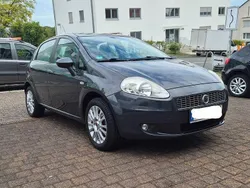 Grau Gebraucht 2009 Fiat Grande Punto Active Kleinwagen | 3.500 € (Fairer Preis)