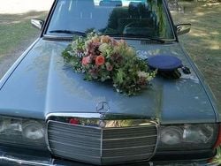 Blau Gebraucht 1980 Mercedes E280 Limousine | 5.690 €